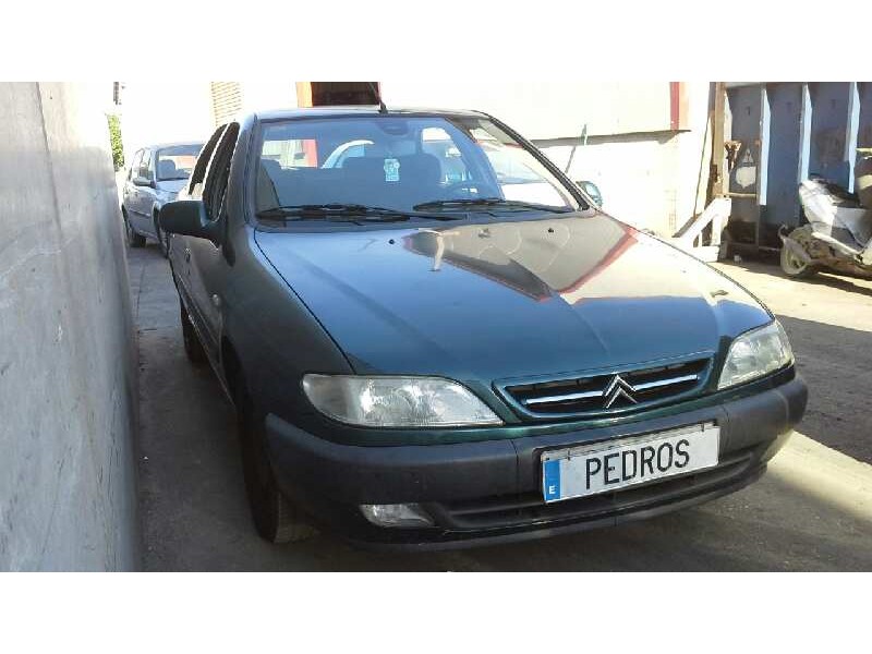 citroën xsara berlina del año 2000