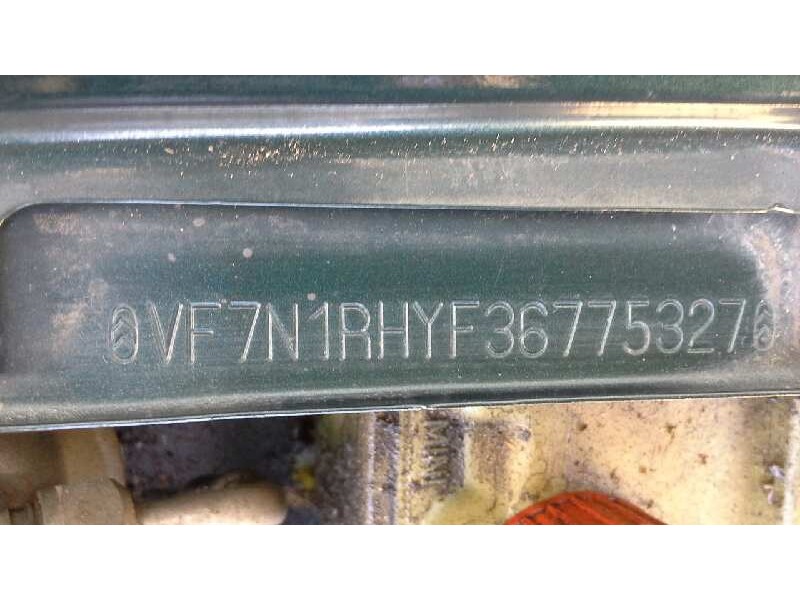 citroën xsara berlina del año 2000