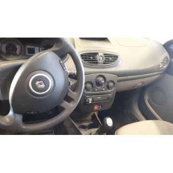 renault clio iii del año 2006