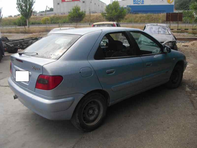 citroën xsara berlina del año 2000