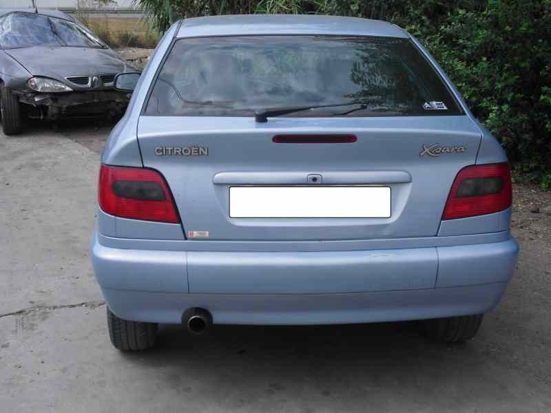 citroën xsara berlina del año 2000