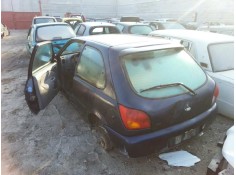 ford fiesta berlina del año 1998