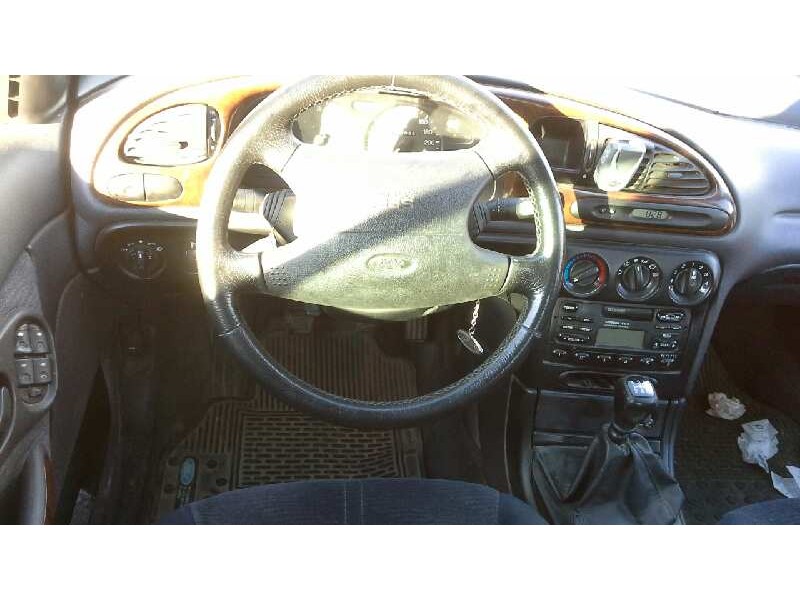 ford mondeo berlina (gd) del año 1998