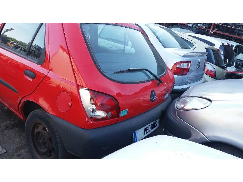 ford fiesta berlina (dx) del año 1996