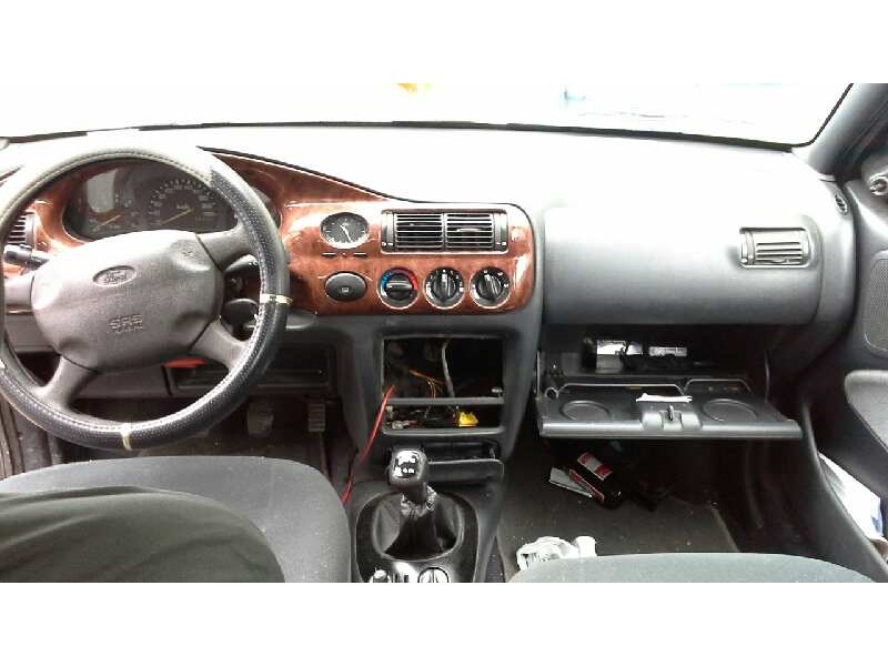 ford escort berl./turnier del año 1998