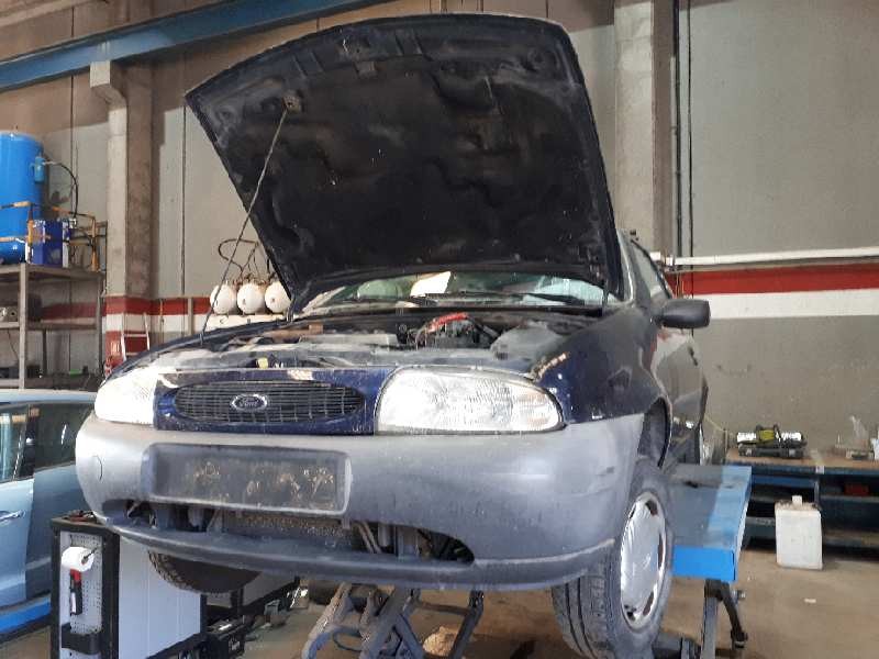 ford fiesta berl./courier del año 1996