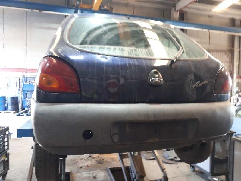 ford fiesta berl./courier del año 1996