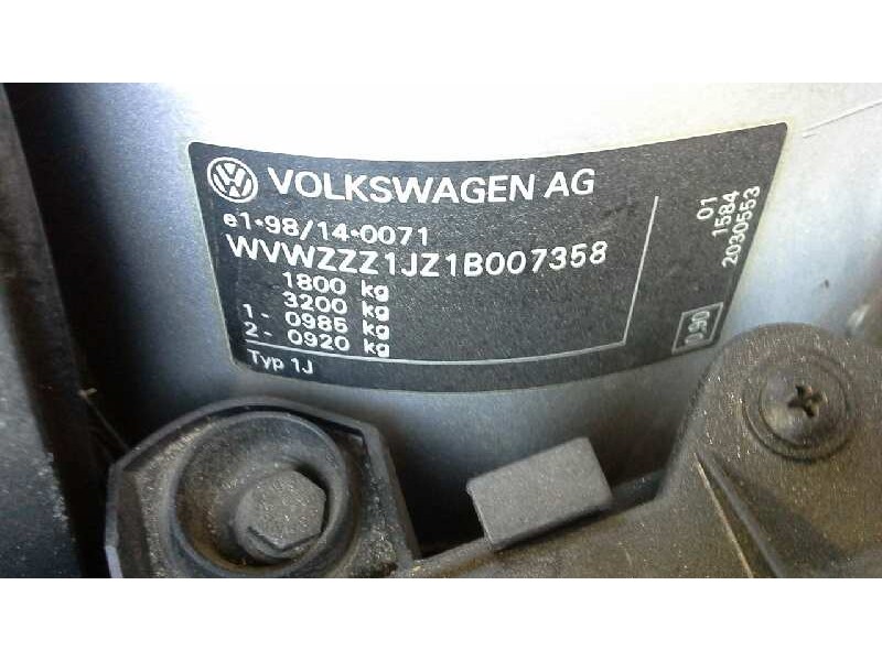 volkswagen golf iv berlina (1j1) del año 2000