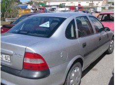 opel vectra b berlina del año 1998