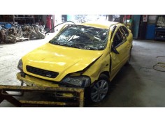 opel astra g berlina del año 1999