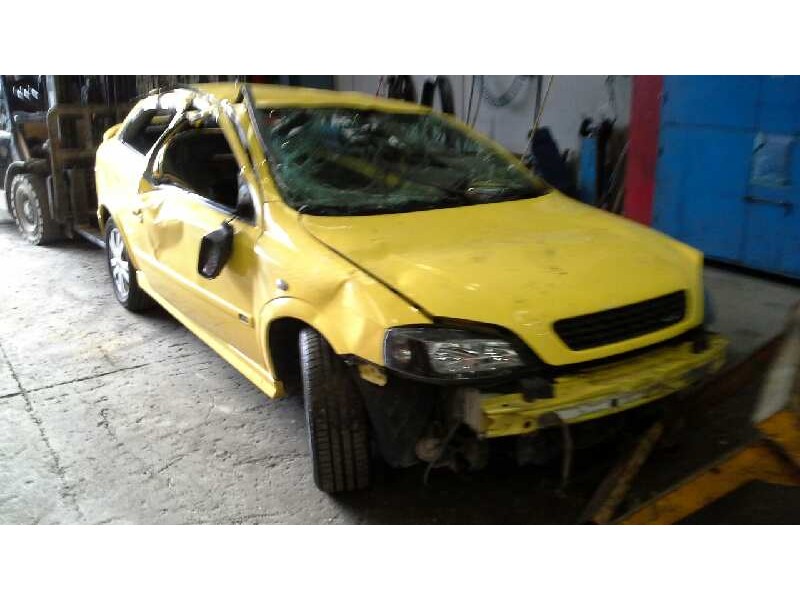 opel astra g berlina del año 1999