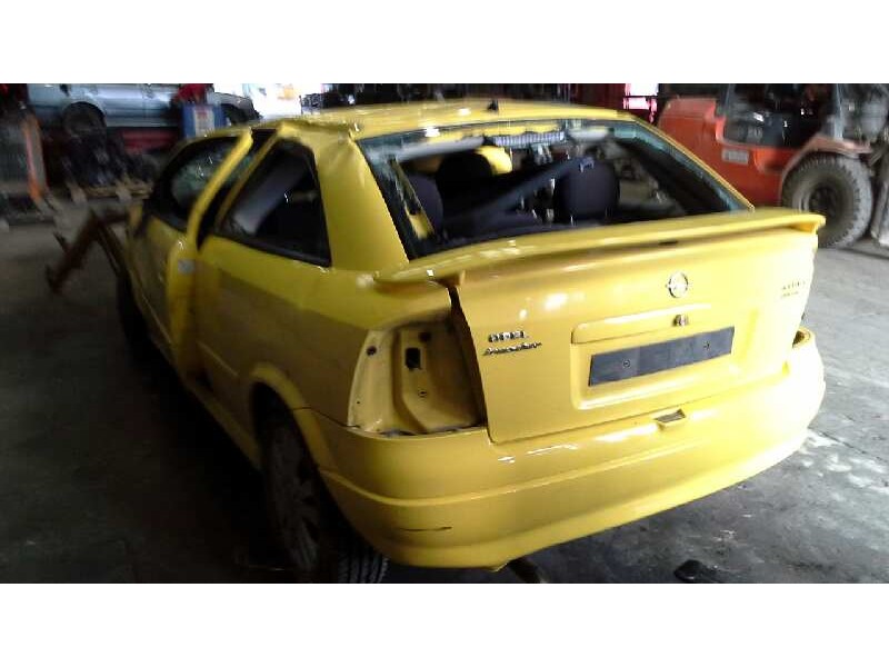 opel astra g berlina del año 1999