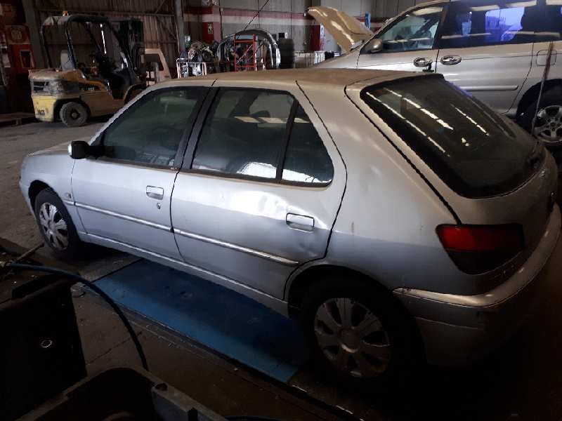 peugeot 306 berlina 3/4/5 puertas (s2) del año 2000