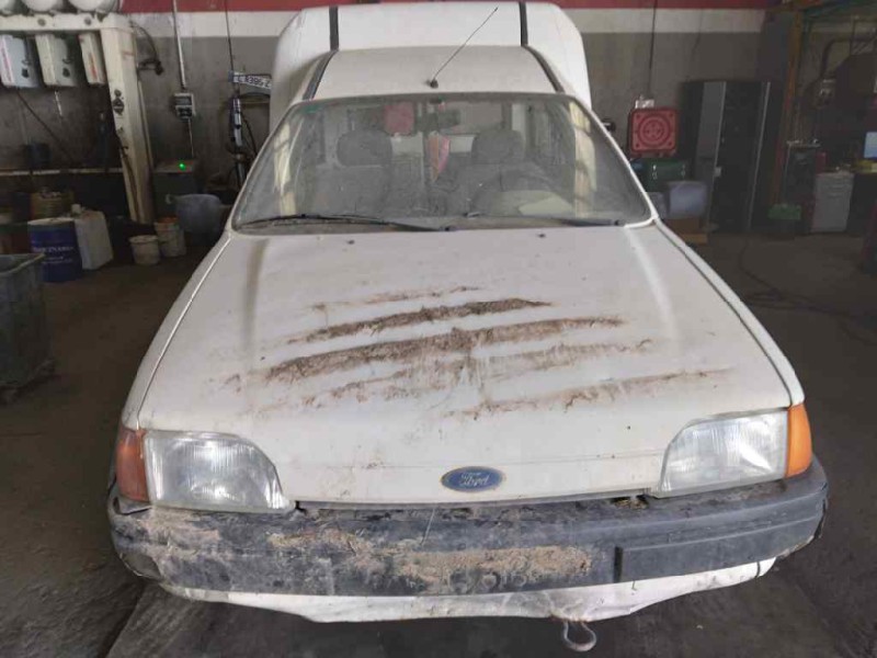 ford fiesta courier del año 1997
