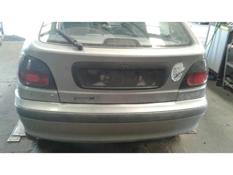 renault megane i berlina hatchback (ba0) del año 1997