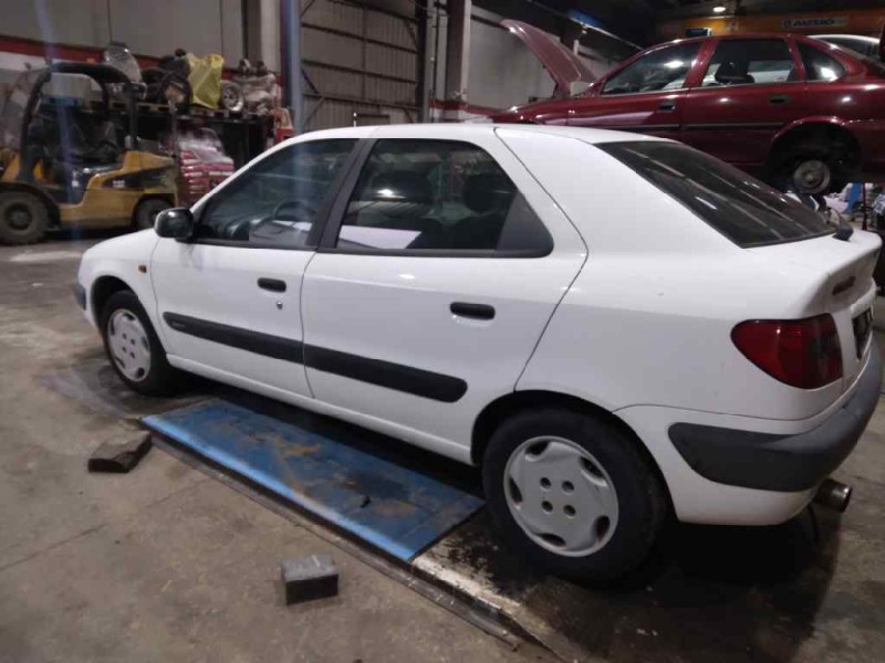 citroën xsara berlina del año 1998
