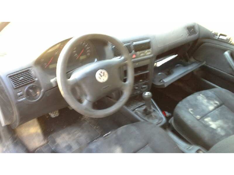 volkswagen golf iv berlina (1j1) del año 1999