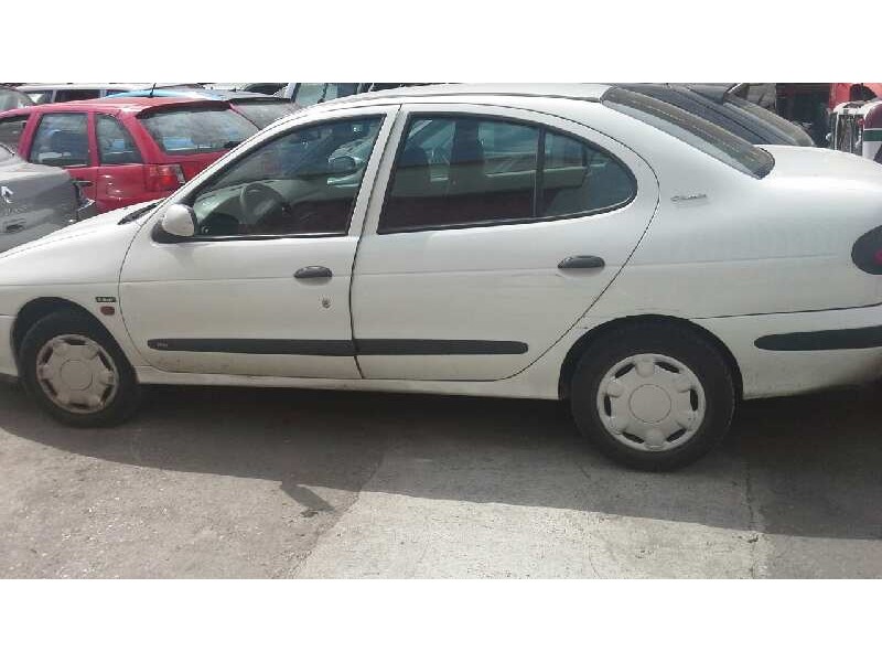 renault megane i classic (la0) del año 1998