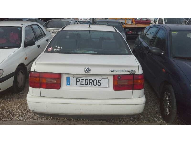 volkswagen passat berlina (3a2) del año 1994