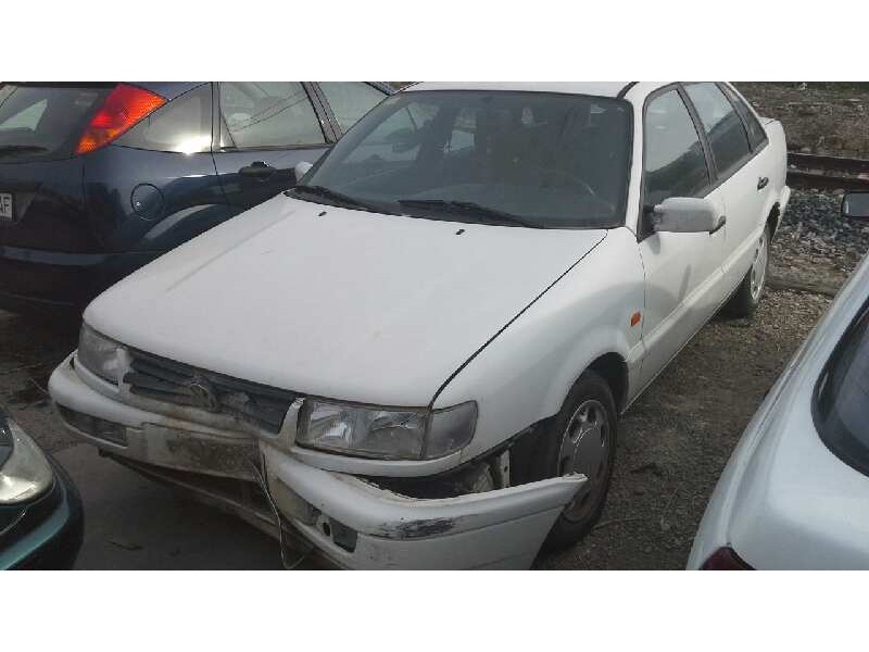 volkswagen passat berlina (3a2) del año 1994