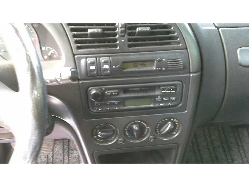 citroën xsara berlina del año 1999