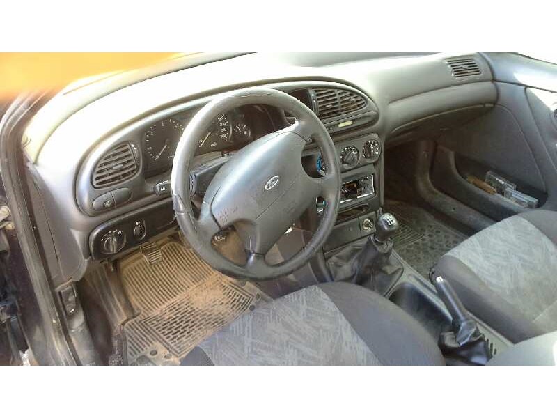 ford mondeo berlina (gd) del año 1998