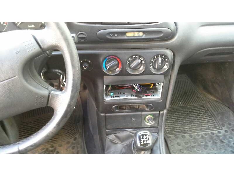 ford mondeo berlina (gd) del año 1998