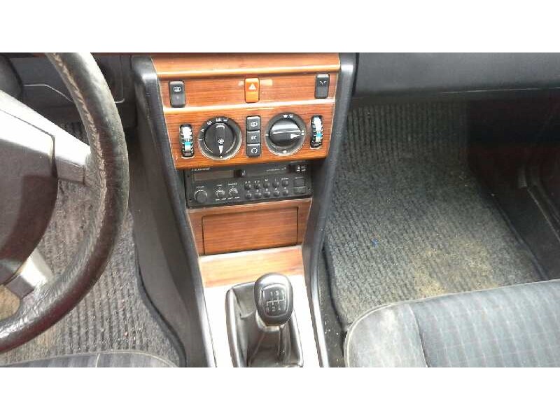 mercedes-benz clase e (w124) berlina del año 1991