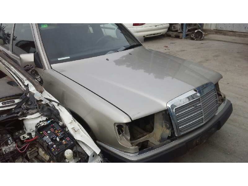 mercedes-benz clase e (w124) berlina del año 1991