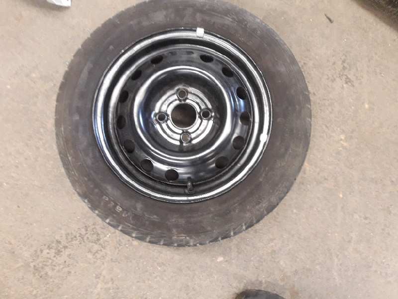 daewoo lanos del año 2000