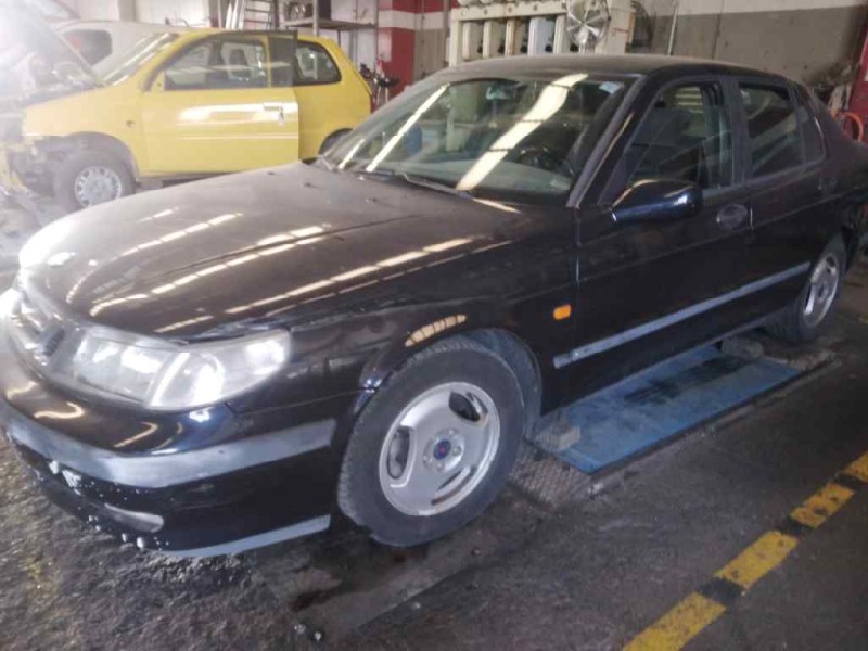 saab 9-5 sedán del año 1998