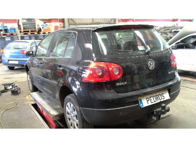 volkswagen golf v berlina (1k1) del año 2004