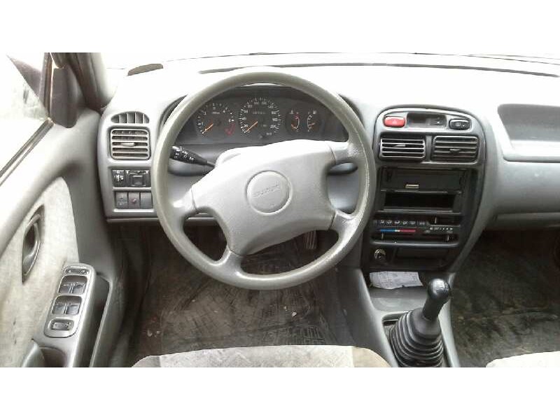suzuki baleno berlina sy (eg) del año 2000