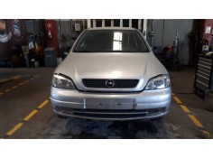 opel astra g berlina del año 2000