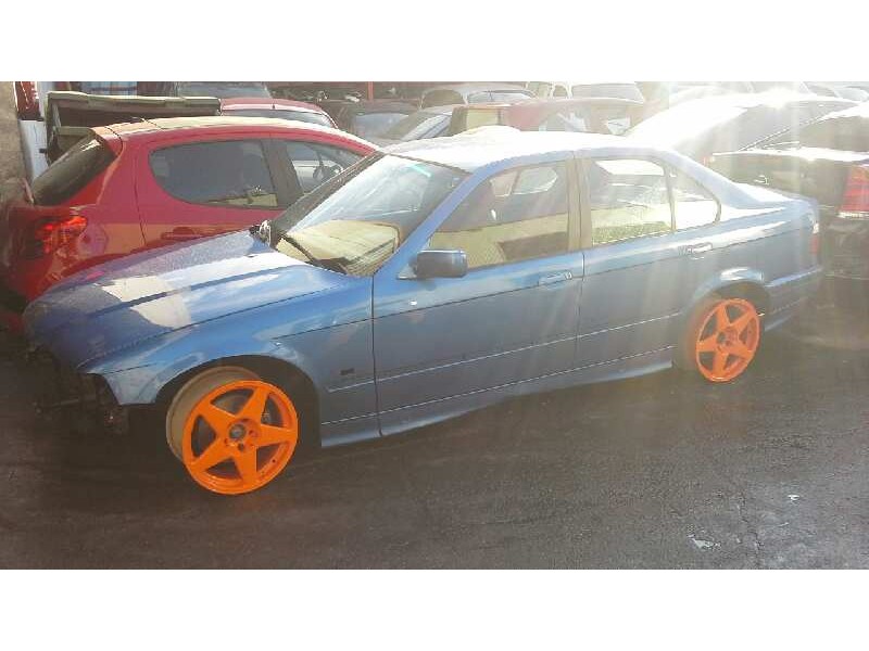 bmw serie 3 berlina (e36) del año 1995