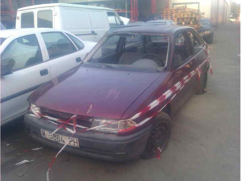 opel astra f berlina del año 1993
