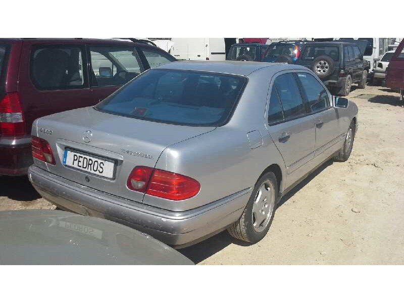 mercedes-benz clase e (w210) berlina diesel del año 1997