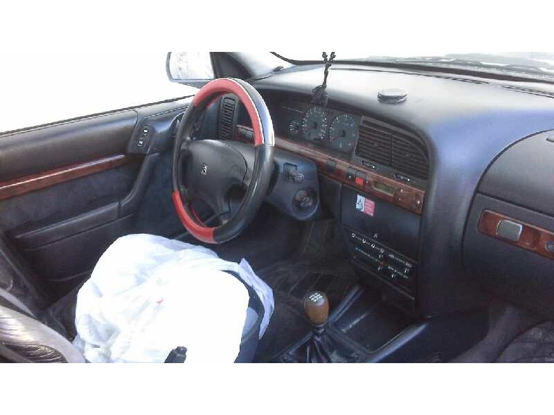 citroën xantia berlina del año 1998