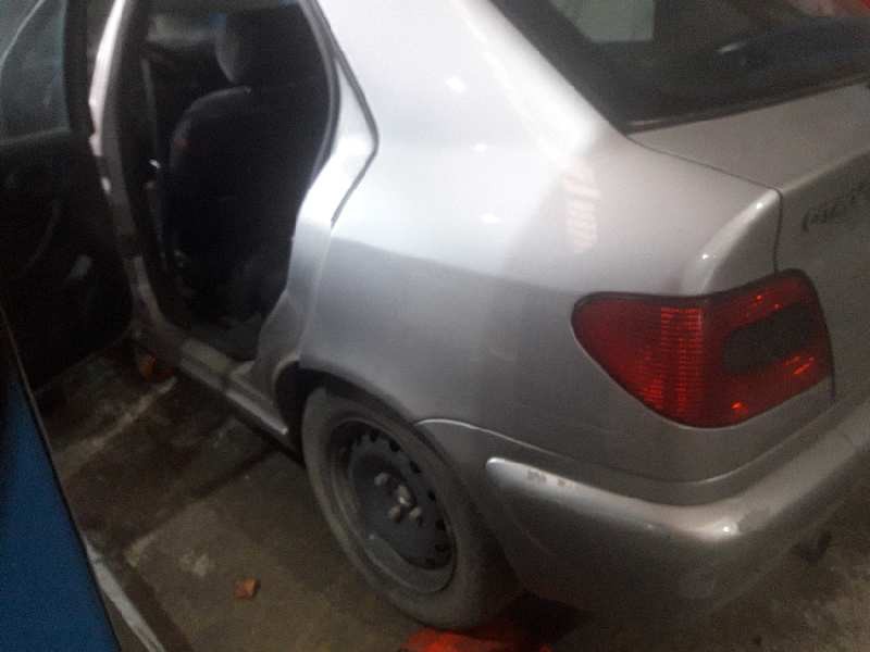 citroën xsara berlina del año 1999