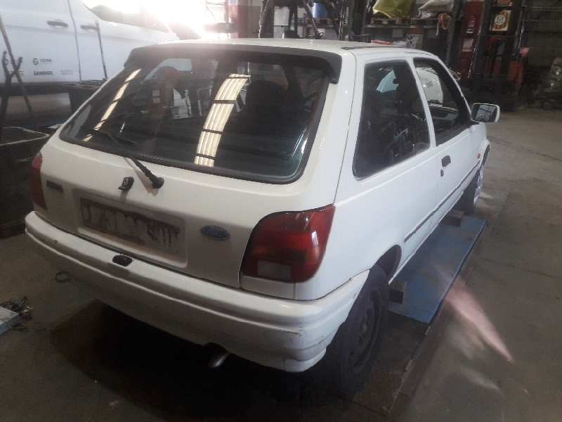ford fiesta berl./courier del año 1993