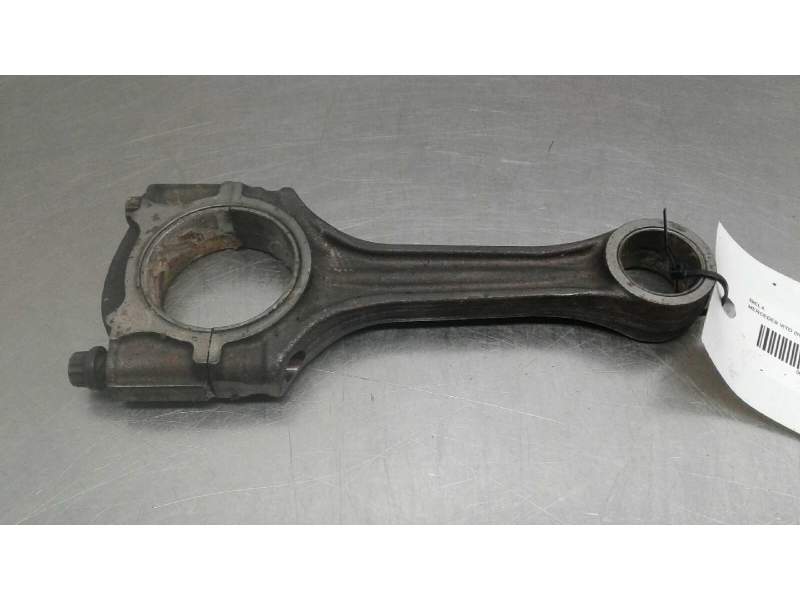 Recambio de biela para mercedes-benz vito (w638) caja cerrada 2.3 diesel referencia OEM IAM   120105