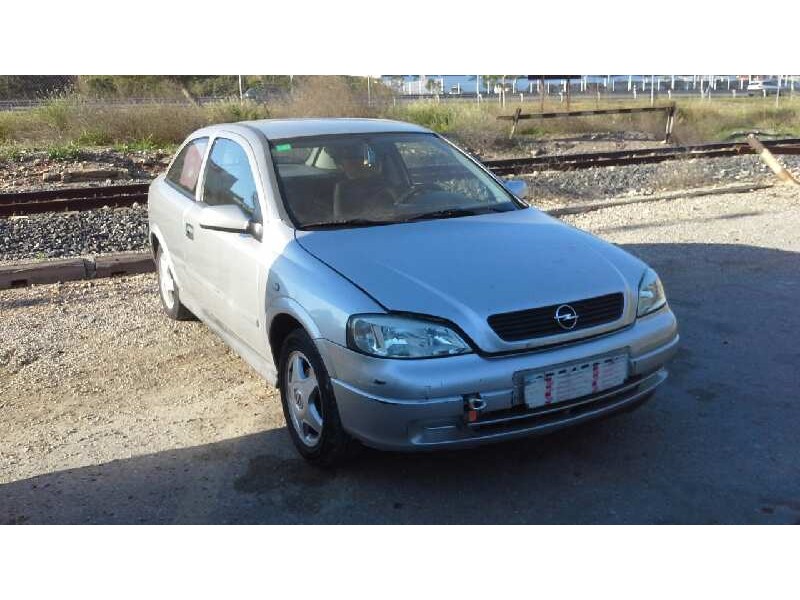 opel astra g berlina del año 1999