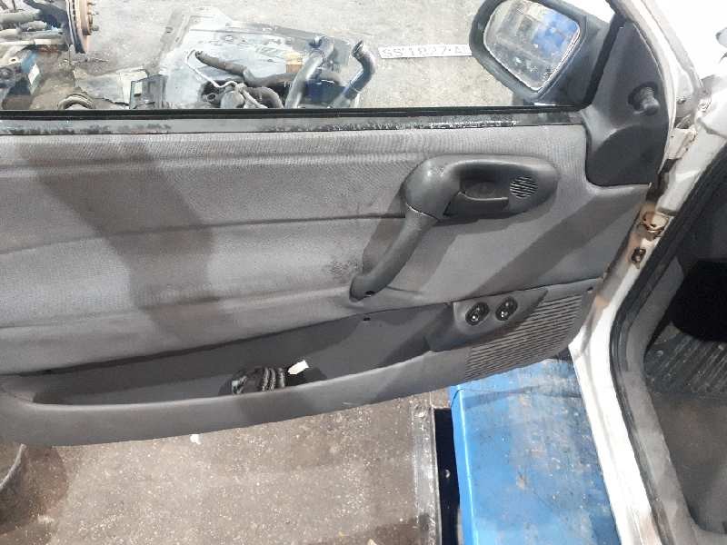 opel corsa b del año 1994