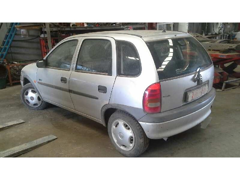 opel corsa b del año 1999