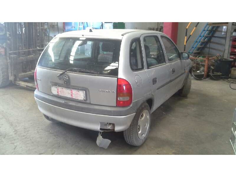 opel corsa b del año 1999