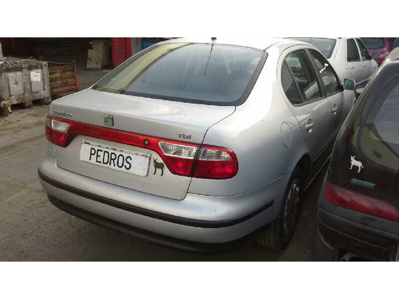 seat toledo (1m2) del año 1999