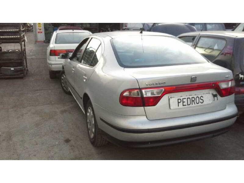 seat toledo (1m2) del año 1999