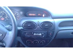 renault megane i classic (la0) del año 1997 2