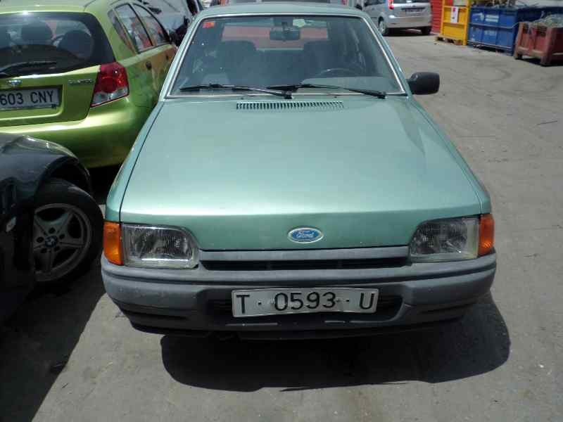 ford escort berlina/turnier del año 1987