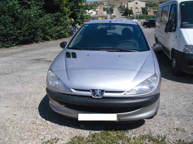 peugeot 206 berlina del año 1999